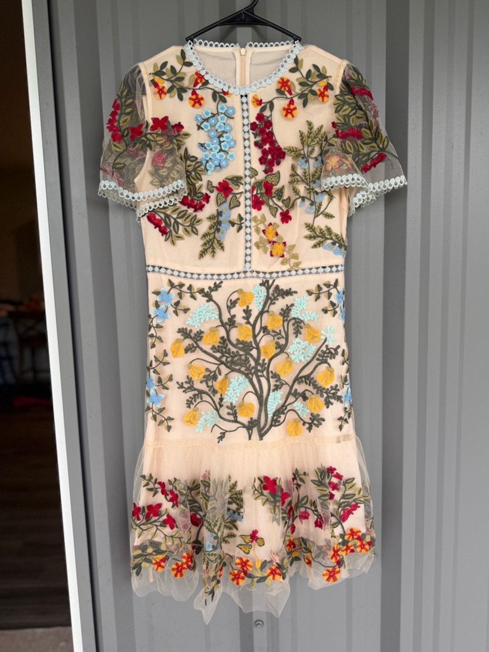 Embroidered Floral Sheer Cream Dress - MIDI. NWOT